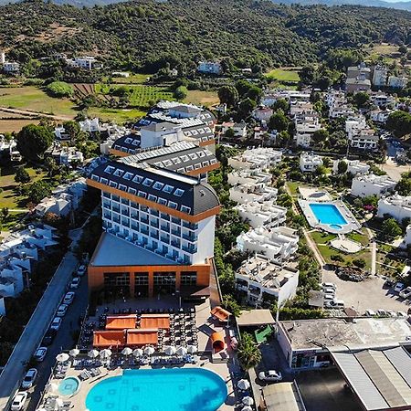 Throne Beach Resort & Spa 마나브가트 외부 사진