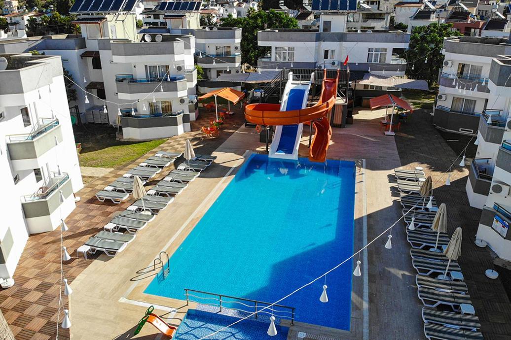 Throne Beach Resort & Spa 마나브가트 외부 사진